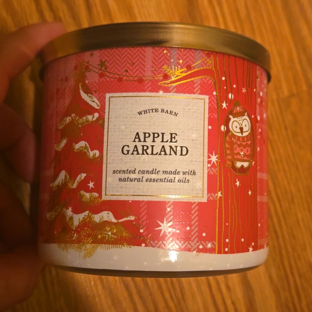 Apple Garland 3-Wick Candle